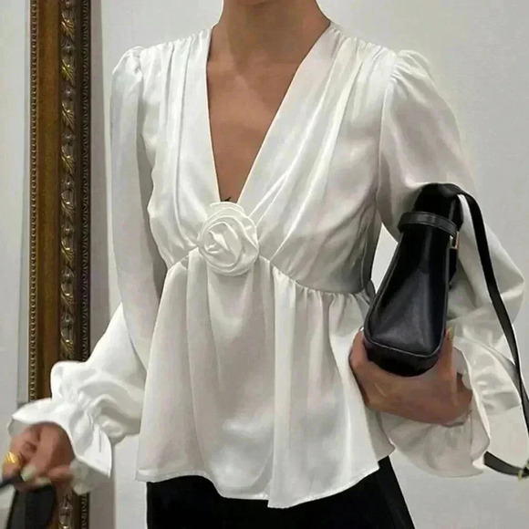 White Casual Women's Solid Color French Style Elegant Loose Fit V-Neck Shirt - Picture 1 of 7